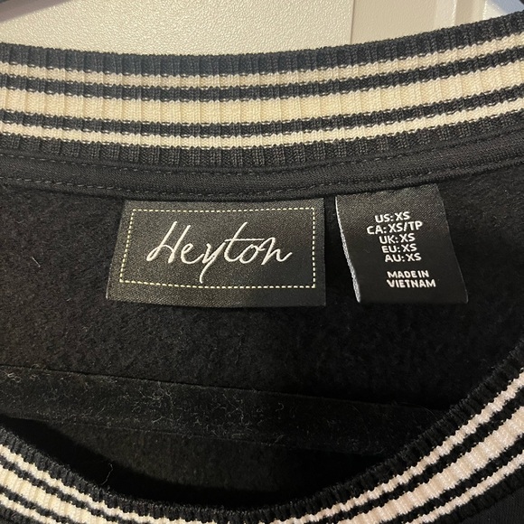 Black Long Sleeve women's sweater Dress with White Accents XS - Picture 3 of 8